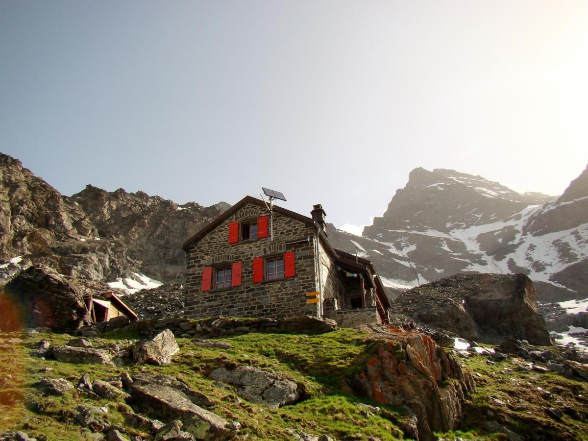 Cabane de Valsorey CAS