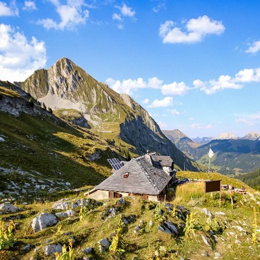 Cabane des Marindes