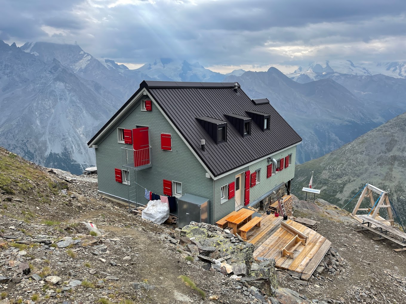 Weisshornhütte SAC